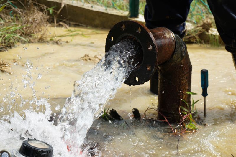 Worn Out Pipe Components